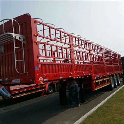 倉柵式半掛車圖片